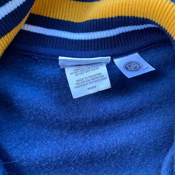 St. Louis Blues NHL Jacket (Medium) and Reebok Hat (One Size) - Picture 3 of 11